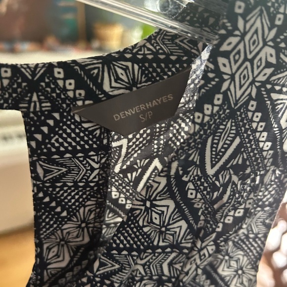 Denver Hayes Boue and White Geometric Backless Dress Small - Picture 11 of 13